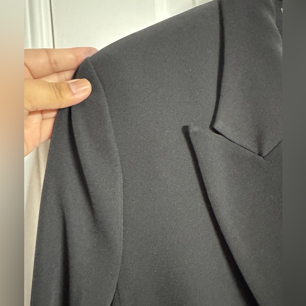 H&M black blazer - Picture 5 of 15